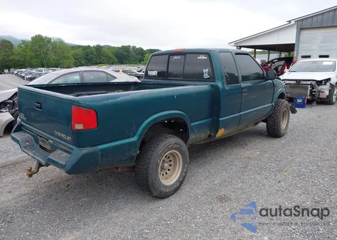 1996 Chevrolet S Truck S10 из США, поврежденный, VIN 1GCDT19W3T8136442